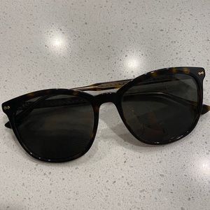 Beautiful Gucci Sunglasses